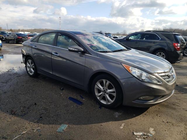 Photo 4 from auction – 2013 HYUNDAI SONATA SE with VIN 5NPEC4ACXDH622921