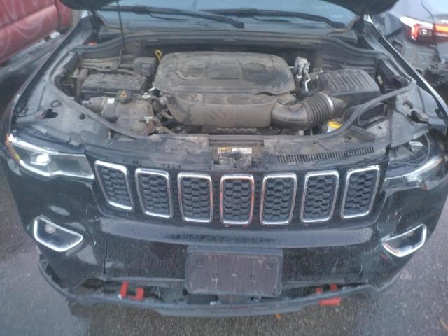 Photo 11 from auction – 2019 JEEP GRAND CHER with VIN 1C4RJFAG1KC823203