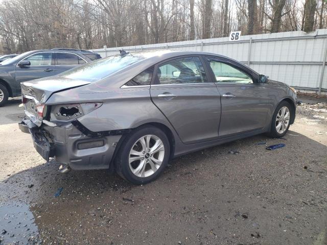 Photo 3 from auction – 2013 HYUNDAI SONATA SE with VIN 5NPEC4ACXDH622921