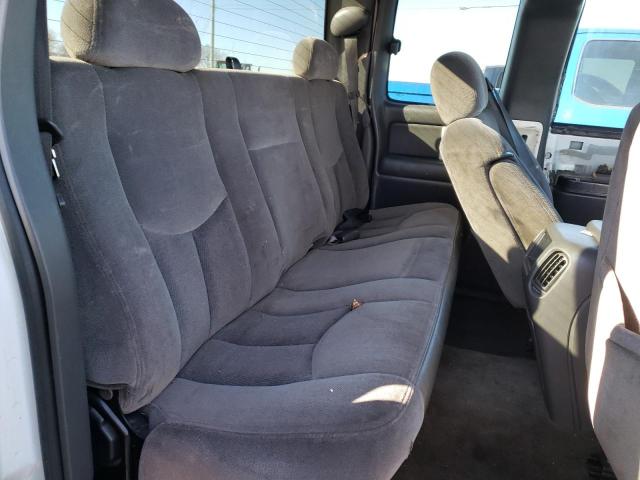 Photo 10 from auction – 2004 GMC NEW SIERRA with VIN 2GTEK19T541162588