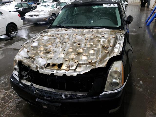 Photo 5 from auction – 2011 CADILLAC DTS LUXURY with VIN 1G6KD5E61BU123828