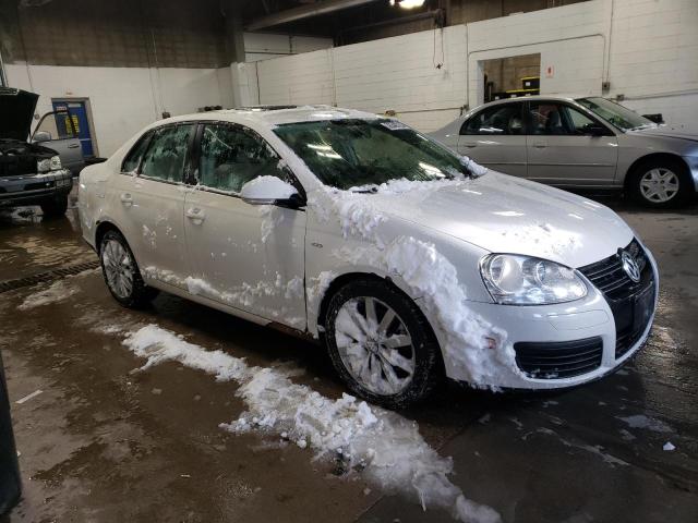 Photo 4 from auction – 2010 VOLKSWAGEN JETTA WOLF with VIN 3VWRA7AJ8AM153760