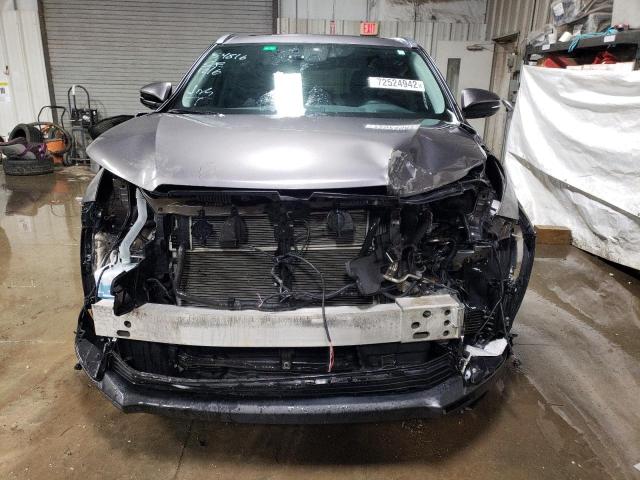 Photo 5 from auction – 2018 TOYOTA HIGHLANDER with VIN 5TDDGRFH4JS040563