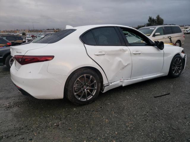Photo 3 from auction – 2018 ALFA ROMEO GIULIA with VIN ZARFAEBN7J7575921