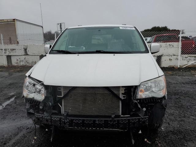 Photo 5 from auction – 2015 CHRYSLER TOWN & COU with VIN 2C4RC1BG8FR696393