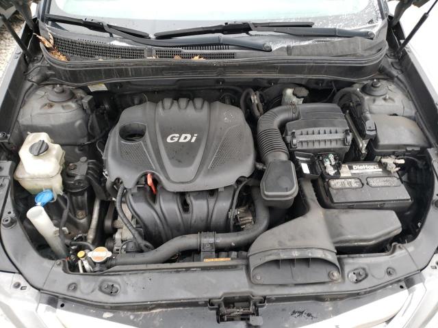 Photo 11 from auction – 2012 HYUNDAI SONATA SE with VIN 5NPEC4AC1CH421228