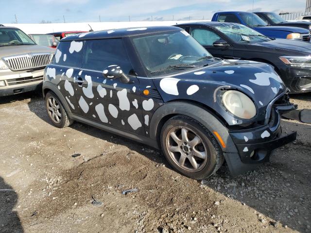 Photo 4 from auction – 2007 MINI COOPER with VIN WMWMF33577TT56265