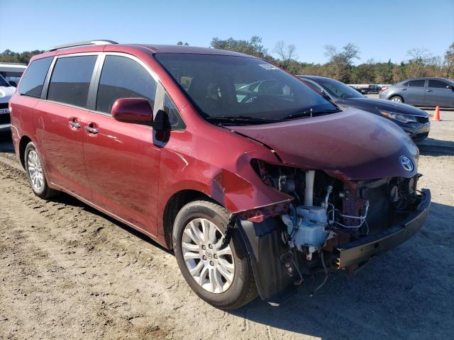 Photo 4 from auction – 2011 TOYOTA SIENNA XLE with VIN 5TDYK3DCXBS103798