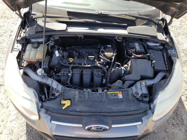 Photo 11 from auction – 2014 FORD FOCUS SE with VIN 1FADP3F27EL137939