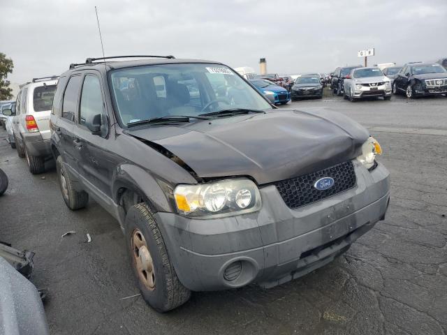 Photo 4 from auction – 2007 FORD ESCAPE XLS with VIN 1FMYU02Z67KA98030