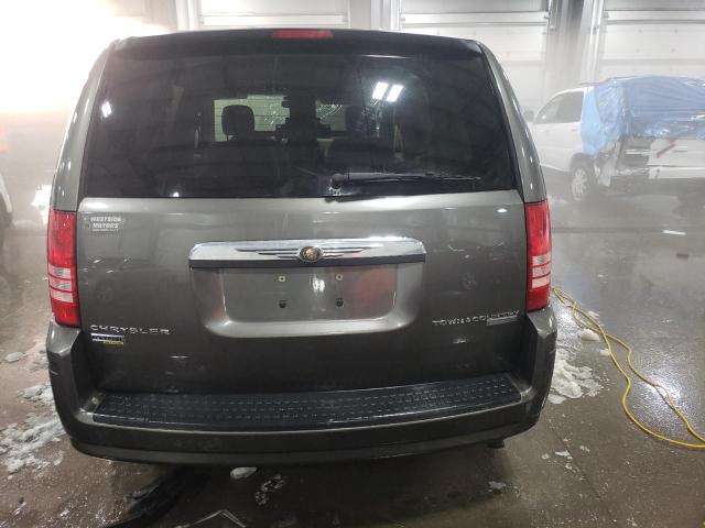 Photo 6 from auction – 2010 CHRYSLER TOWN & COU with VIN 2A4RR4DE5AR226689