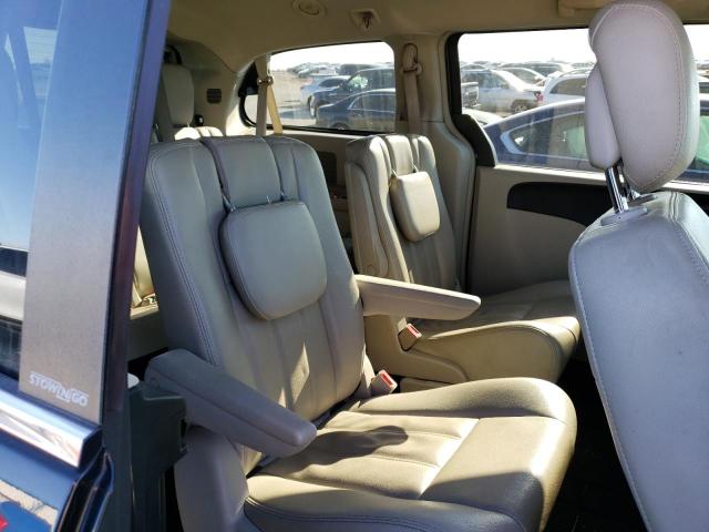 Photo 10 from auction – 2013 CHRYSLER TOWN & COU with VIN 2C4RC1BG3DR519943
