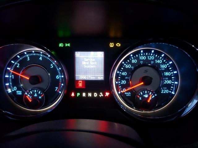 Photo 9 from auction – 2015 CHRYSLER TOWN & COU with VIN 2C4RC1HG4FR584214