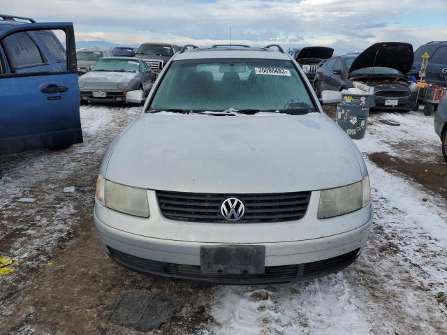 Photo 5 from auction – 2000 VOLKSWAGEN PASSAT GLS with VIN WVWND23B3YE248874