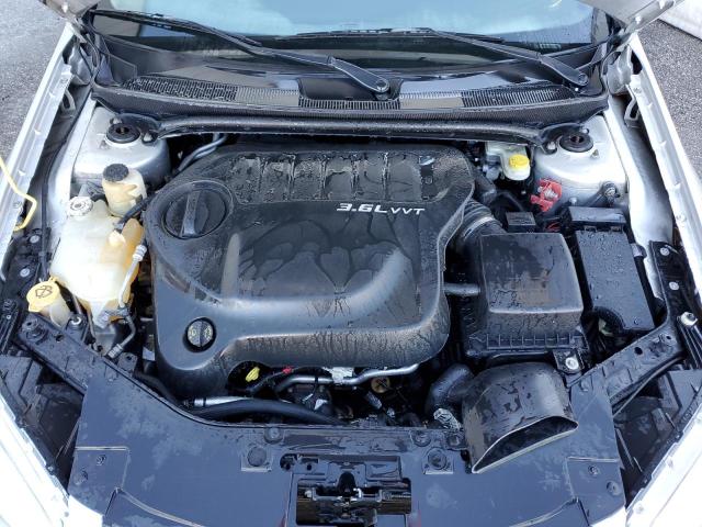 Photo 12 from auction – 2011 CHRYSLER 200 LIMITE with VIN 1C3BC2FGXBN623037