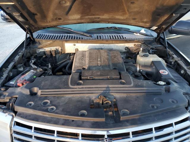 Photo 12 from auction – 2011 LINCOLN NAVIGATOR with VIN 5LMJJ3J50BEJ01728