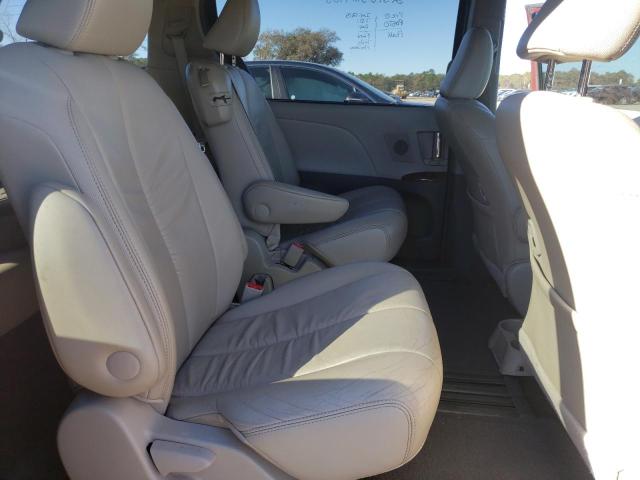 Photo 10 from auction – 2011 TOYOTA SIENNA XLE with VIN 5TDYK3DCXBS103798
