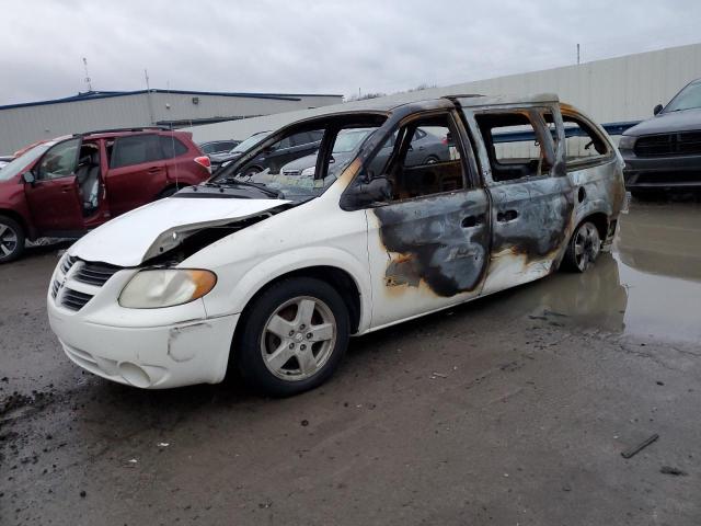 DODGE GRAND CARA 2005 with VIN 2D4GP44L95R508702 - Photo from auction