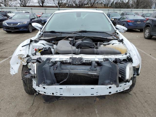 Photo 5 from auction – 2019 CHRYSLER 300 LIMITE with VIN 2C3CCAEG6KH613355