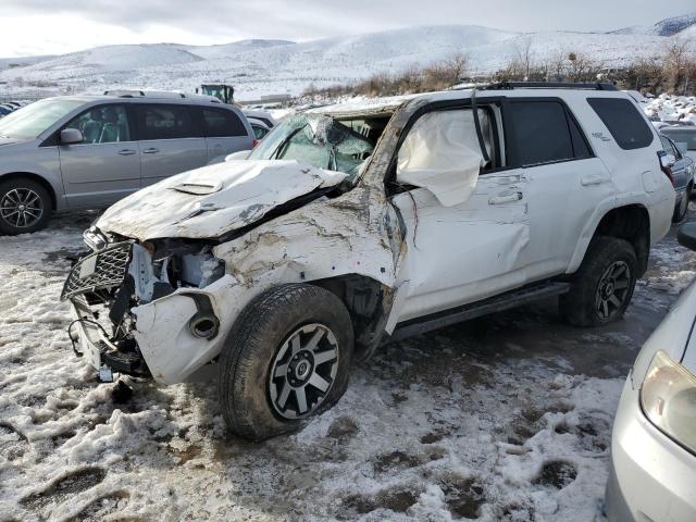 Photo 1 from auction – 2022 TOYOTA 4RUNNER SR with VIN JTERU5JR1N6043963