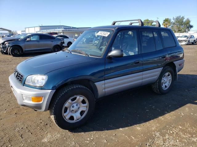 TOYOTA RAV4 2000 with VIN JT3GP10V8Y0043657 - Photo from auction