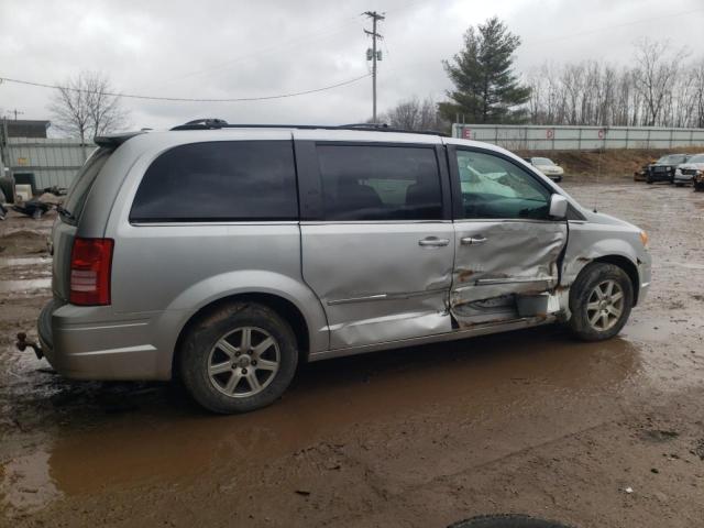Photo 3 from auction – 2010 CHRYSLER TOWN & COU with VIN 2A4RR5D14AR493177