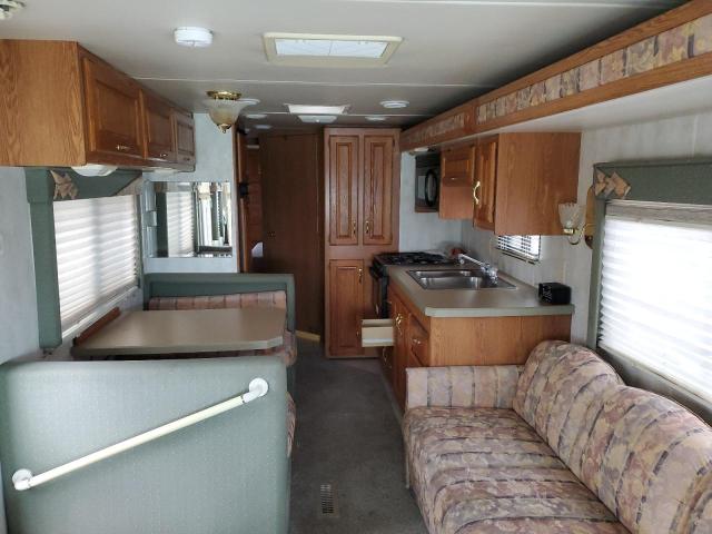 Photo 6 from auction – 2000 FORD MTRHOME with VIN 3FCNF53S6YJA05566