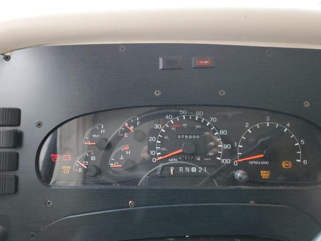 Photo 8 from auction – 2000 FORD MTRHOME with VIN 3FCNF53S6YJA05566