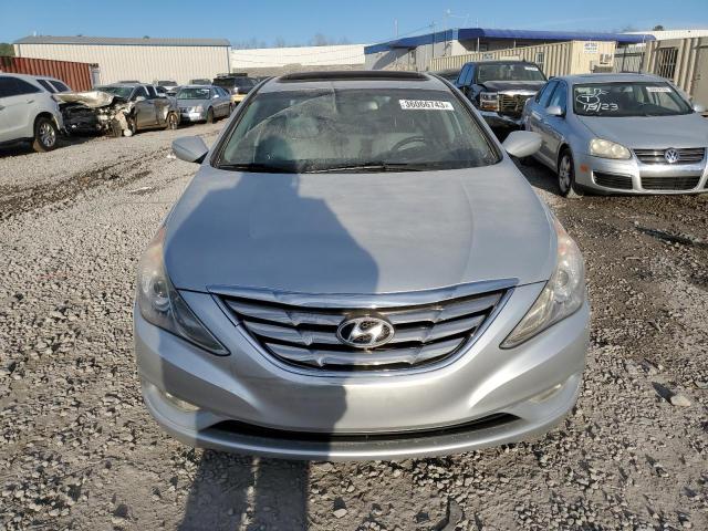 Photo 5 from auction – 2013 HYUNDAI SONATA SE with VIN 5NPEC4AC0DH677720
