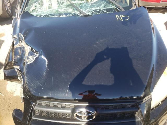 Photo 12 from auction – 2011 TOYOTA RAV4 with VIN 2T3KF4DV2BW082607
