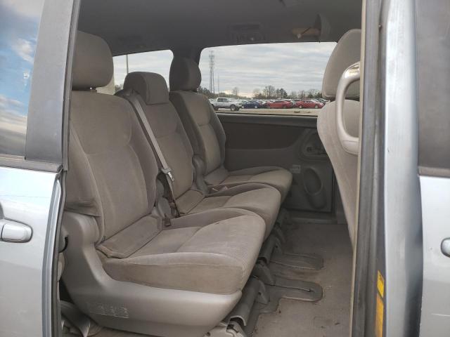 Photo 11 from auction – 2004 TOYOTA SIENNA CE with VIN 5TDZA23C54S046335