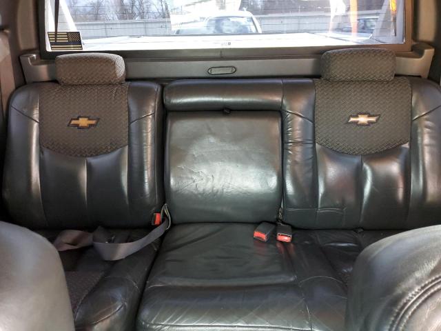 Photo 10 from auction – 2002 CHEVROLET AVALANCHE with VIN 3GNEK13T22G229989