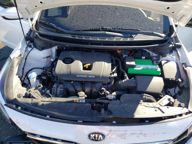 Photo 11 from auction – 2017 KIA FORTE LX with VIN 3KPFL4A73HE128532