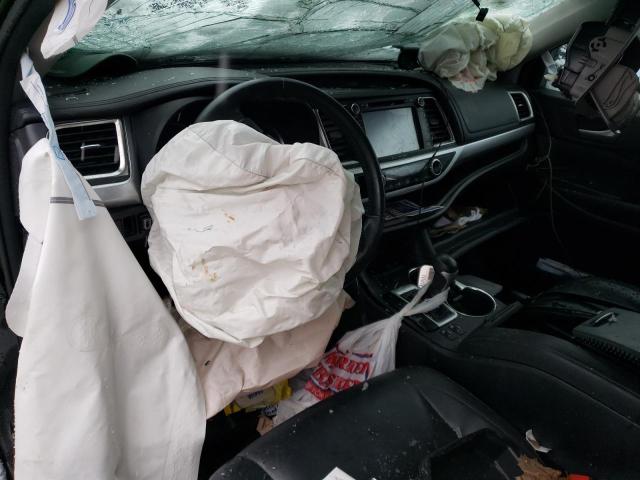 Photo 8 from auction – 2016 TOYOTA HIGHLANDER with VIN 5TDJKRFH8GS225774