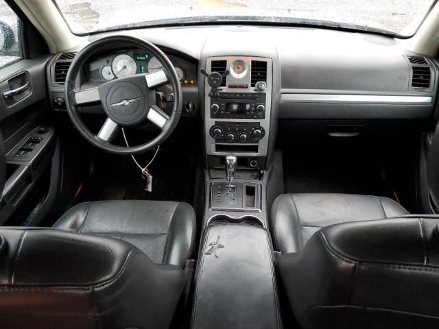Photo 8 from auction – 2010 CHRYSLER 300 TOURIN with VIN 2C3CA5CV7AH167908