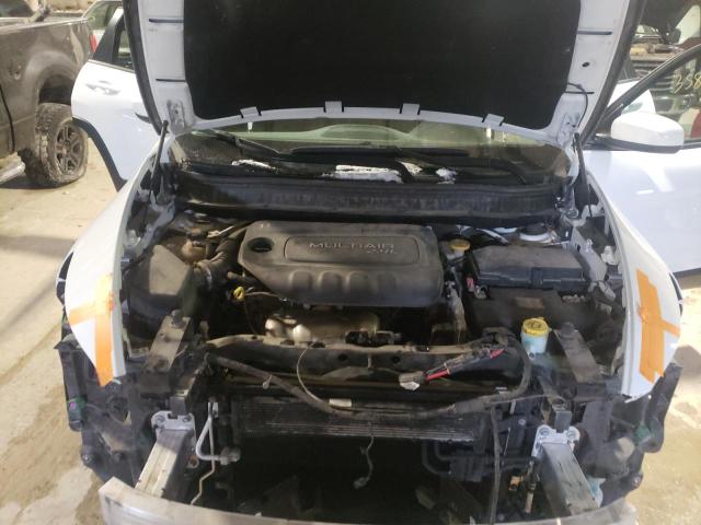 Photo 11 from auction – 2014 JEEP CHEROKEE L with VIN 1C4PJLCB3EW298946