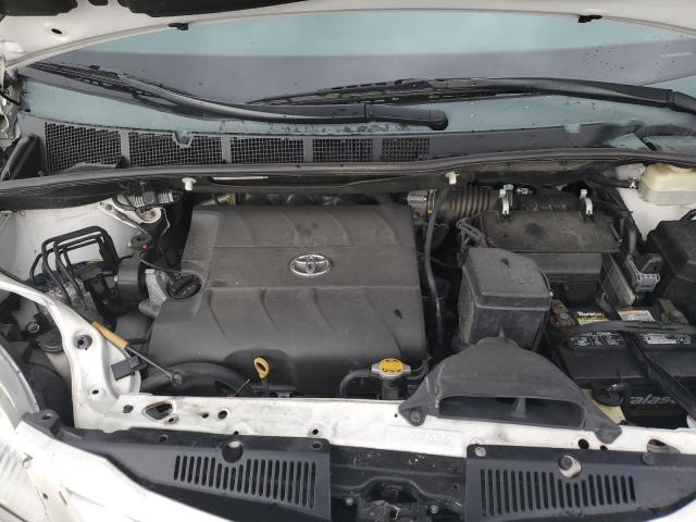 Photo 12 from auction – 2015 TOYOTA SIENNA LE with VIN 5TDKK3DC8FS551890
