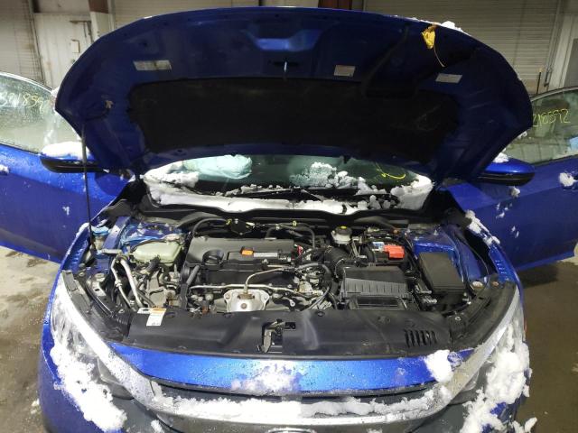 Photo 11 from auction – 2018 HONDA CIVIC LX with VIN 19XFC2F57JE200866