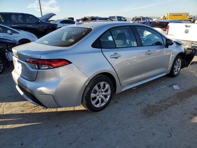 Photo 3 from auction – 2022 TOYOTA COROLLA LE with VIN 5YFEPMAE8NP370774