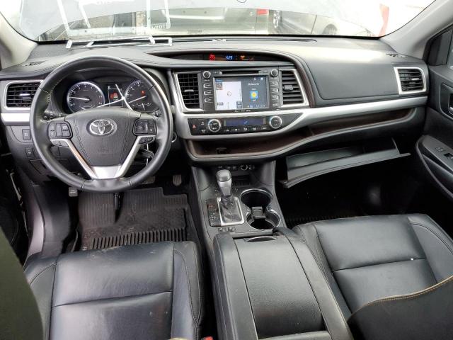Photo 8 from auction – 2018 TOYOTA HIGHLANDER with VIN 5TDKZRFH2JS530453
