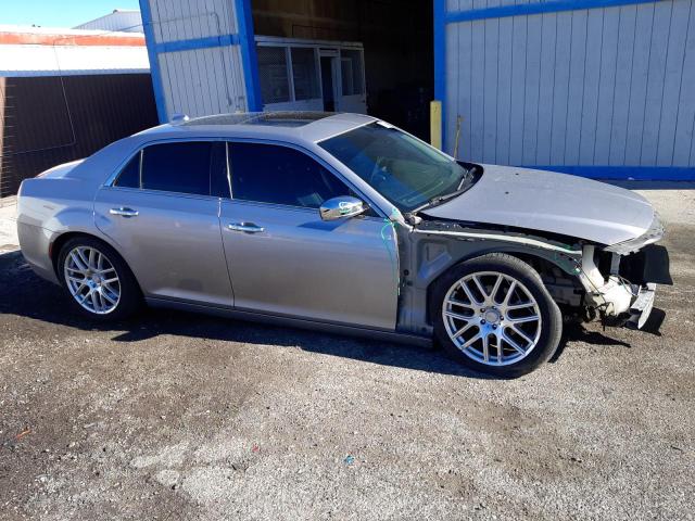 Photo 4 from auction – 2018 CHRYSLER 300 LIMITE with VIN 2C3CCAEG3JH263763