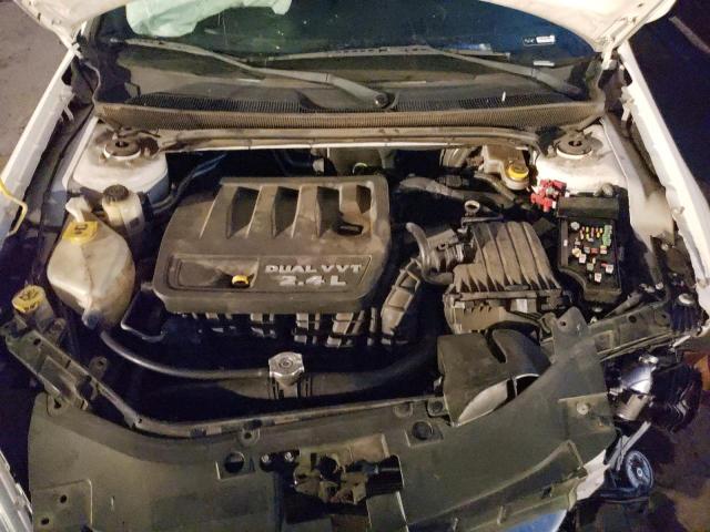 Photo 11 from auction – 2014 CHRYSLER 200 LX with VIN 1C3CCBAB1EN208029