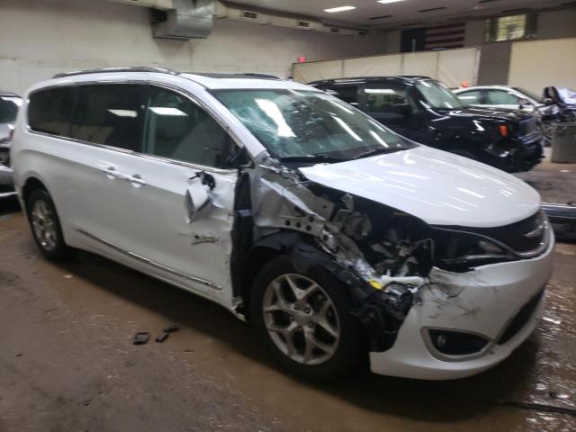 Photo 4 from auction – 2017 CHRYSLER PACIFICA L with VIN 2C4RC1GG3HR504969