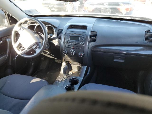Photo 8 from auction – 2013 KIA SORENTO LX with VIN 5XYKT3A14DG373874
