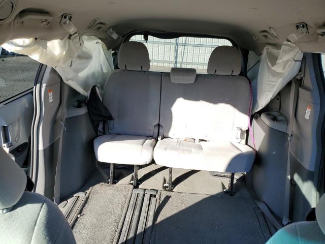 Photo 10 from auction – 2015 TOYOTA SIENNA LE with VIN 5TDKK3DC3FS657020