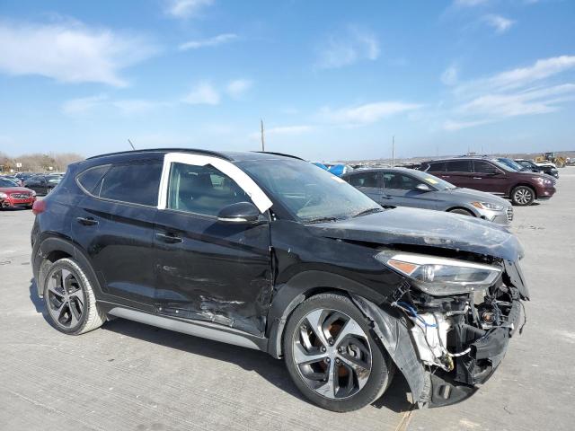Photo 4 from auction – 2017 HYUNDAI TUCSON LIM with VIN KM8J33A2XHU580743