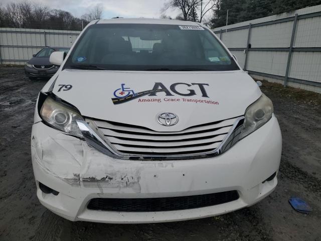 Photo 5 from auction – 2015 TOYOTA SIENNA LE with VIN 5TDKK3DC8FS551890