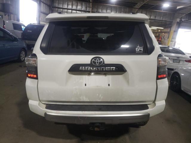 Photo 6 from auction – 2019 TOYOTA 4RUNNER SR with VIN JTEBU5JR8K5730330