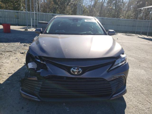 Photo 5 from auction – 2022 TOYOTA CAMRY LE with VIN 4T1C11AK9NU033574