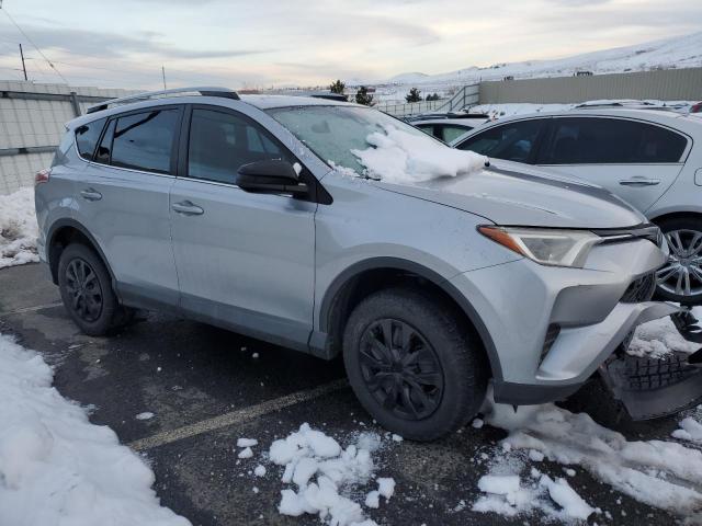 Photo 4 from auction – 2017 TOYOTA RAV4 LE with VIN 2T3BFREV5HW622441